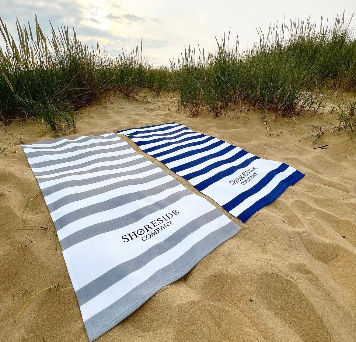 Quick Dry Cotton Mix Beach Towel In Navy